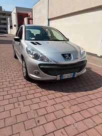 PEUGEOT 206 PLUS 20000km ORIGINALI NEOPATENTATI