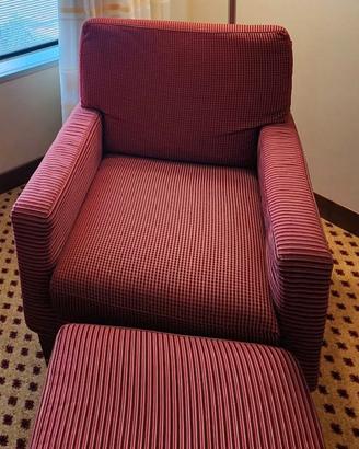 poltrone con pouf 