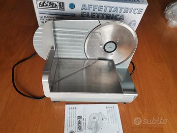 Affettatrice elettrica Ausonia 190