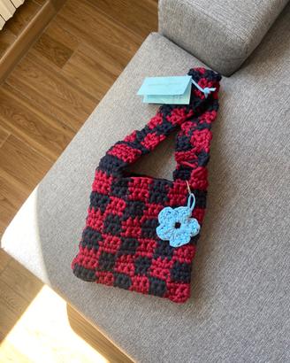 Borsa a spalla a schacchi