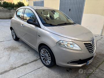 Lancia Ypsilon 1.3 MJT 16V 95 CV 5 porte S&S Plati