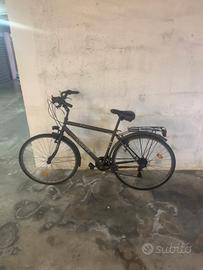 bicicletta pari al nuovo