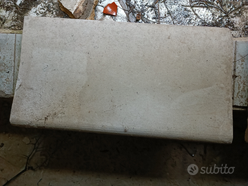 Bordo in pietra piscina castiglione