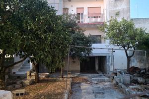 Villa singola da ristrutturare 