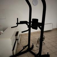 Attrezzo da palestra multifunzione