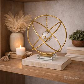 Modern Gold Decorative Sculpture – Luxury Home Dec