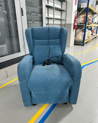 Poltrona Relax elettrica alzapersona reclinabile