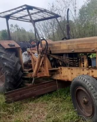 Trattore Ford 60 cv 3 cilindri Grader