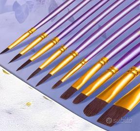 Set di 10 pennelli per artisti con manici in legno