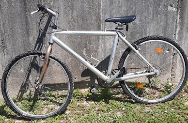 mountain bike