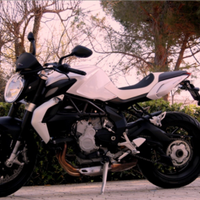 MVAgusta Brutale 675