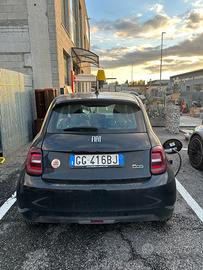 500e nera La Prima 42 kW