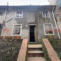 Terratetto Borgo a Mozzano [UM213CVVRG]