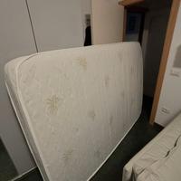 Materasso memory foam 140x190 usato