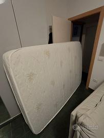 Materasso memory foam 140x190 usato