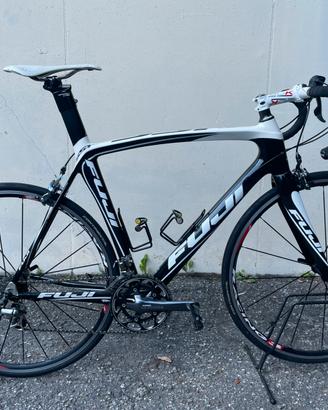 Bici da corsa Fuji SST 1.0 - taglia L