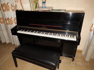 pianoforte verticale per studio Nieer