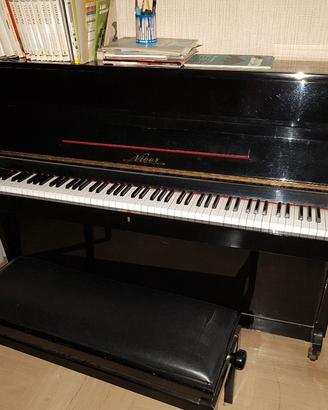 pianoforte verticale per studio Nieer