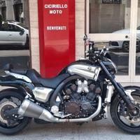 Yamaha V MAX 1700