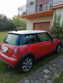 mini cooper 1600 benzina