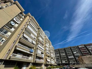 3 LOCALI A CASTELLAMMARE DI STABIA
