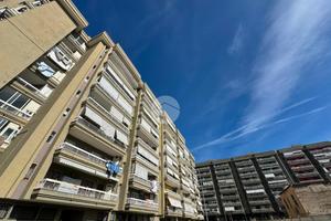 3 LOCALI A CASTELLAMMARE DI STABIA