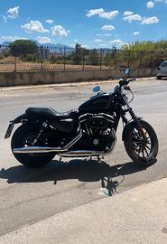 Harley Davidson Iron 883 Sportster