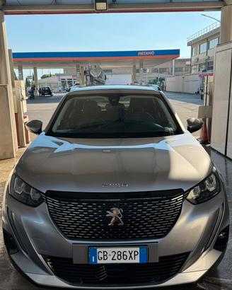 Peugeout 2008 con 62 mila km