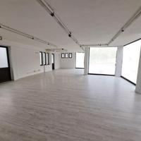 In posizione di passaggio zona semicentrale