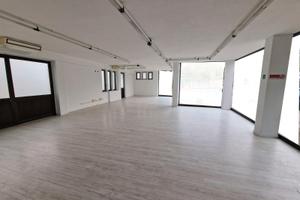 In posizione di passaggio zona semicentrale