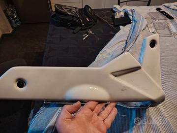 Puntale suzuki gsr 750 