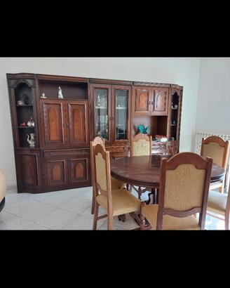 Parete attrezzata stile classico