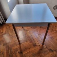 Tavolo bianco in formica 80x80x78