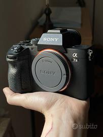 Sony A7 III –  9.400 scatti - con batterie