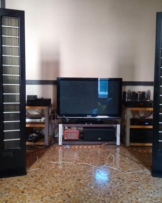 Audiostatic diffusori elettrostatici