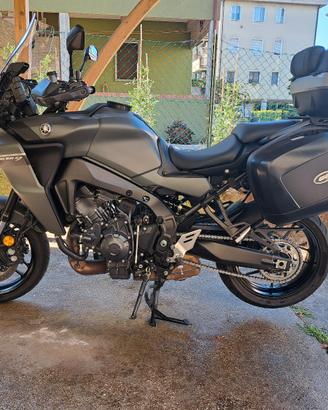 Borse Givi v 35 + telai sgancio rapido