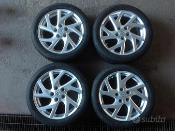 GOMME E CERCHI MAZDA 225 45 17