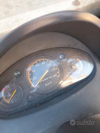 Scooter Suzuki 150