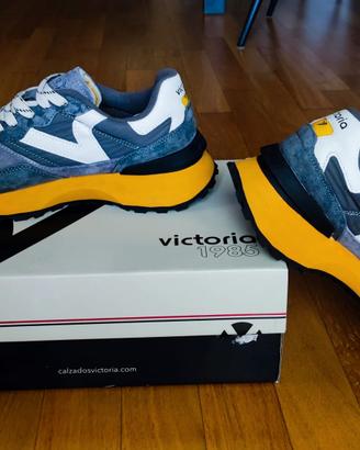 Scarpe uomo Victoria 1985