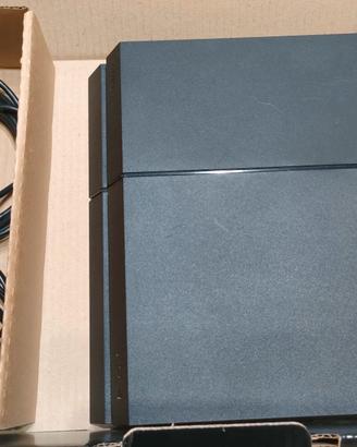 PS4 + 2 GIOCHI 