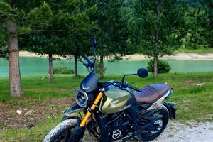 MOTO MORINI SEIEMMEZZO SCRAMBLER 650 SCR