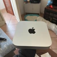 Mac Mini + Tastiera Apple con Touch Id