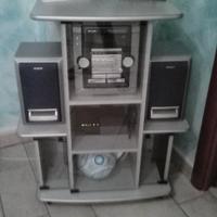 Stereo con porta stereo