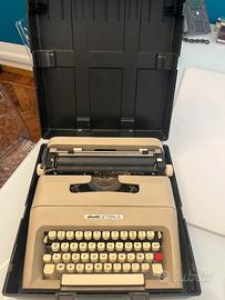 Macchina da scrivere portatile olivetti lettera 35