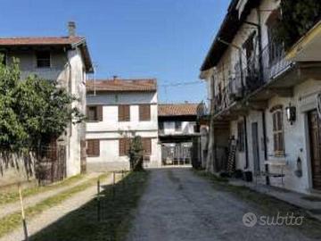 Immobile in asta di 229 m² con 4 locali a Cassolno