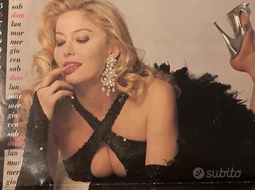 Calendario MOANA POZZI Poster gigante