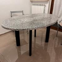 Tavolo ovale in granito