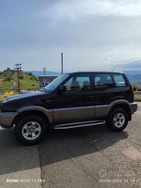 NISSAN TERRANO II 