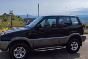 NISSAN TERRANO II 
