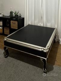 Tavolo  in legnio massello, made in Italy